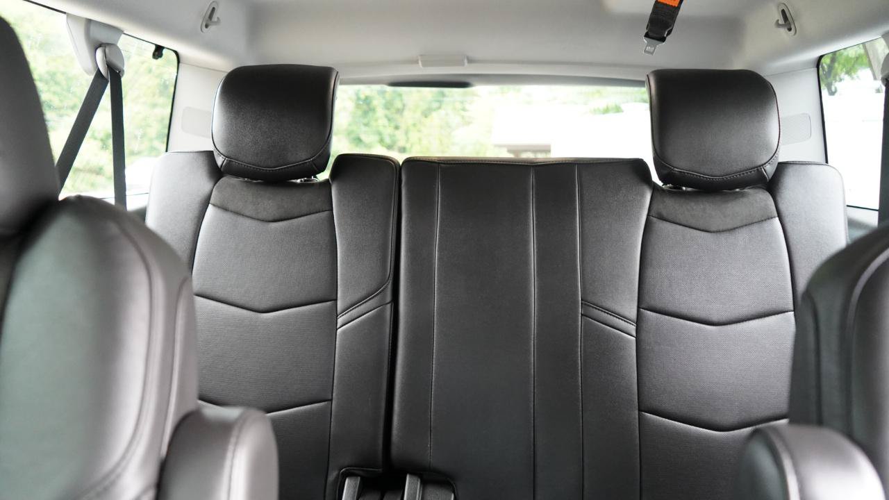 Used 2019 Cadillac Escalade ESV Luxury AWD/4WD image 52