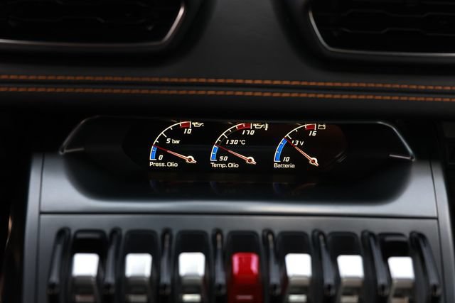 Used 2019 Lamborghini Huracan LP 580-2 RWD image 46