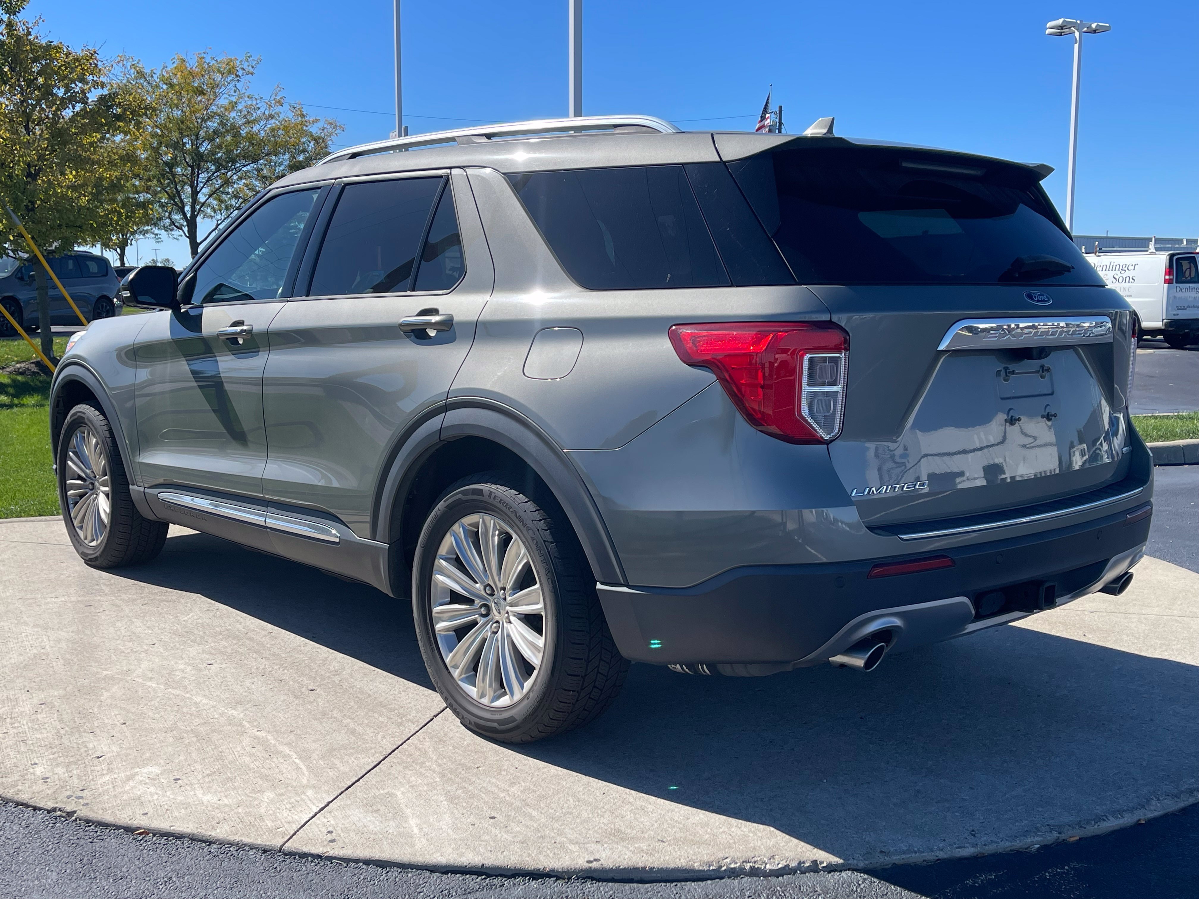 Used 2020 Ford Explorer Limited w/ Class III Trailer Tow Package AWD/4WD image 5