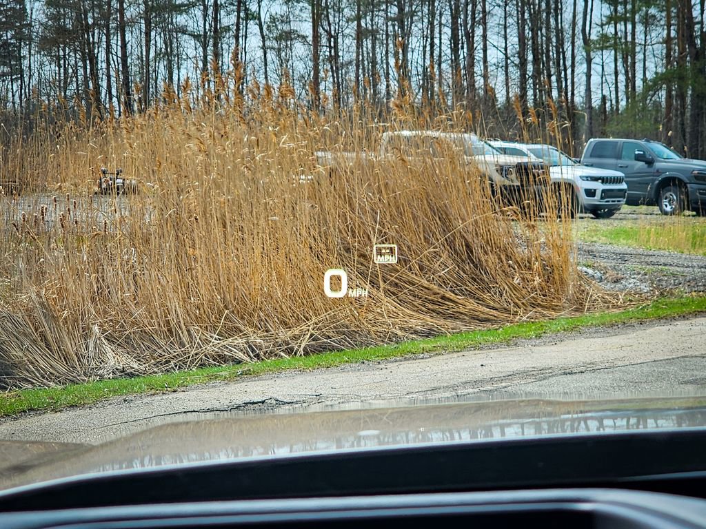 New 2026 GMC Acadia AT4 image 33