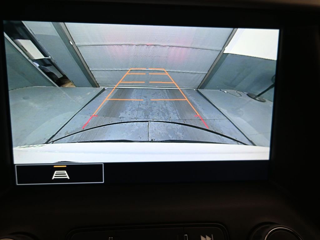 Used 2023 GMC Acadia SLT image 14