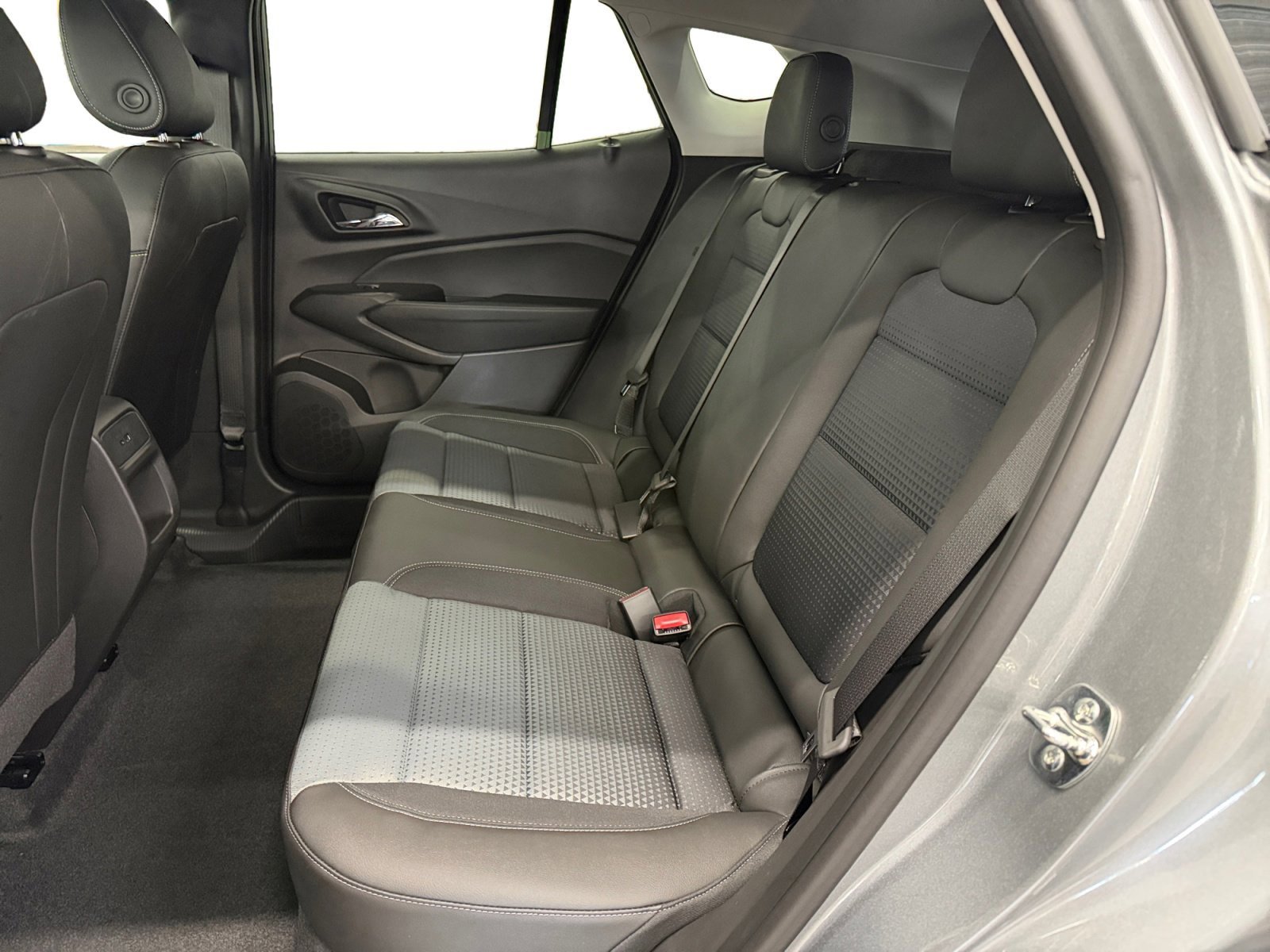 New 2026 Chevrolet Trax LT FWD image 10