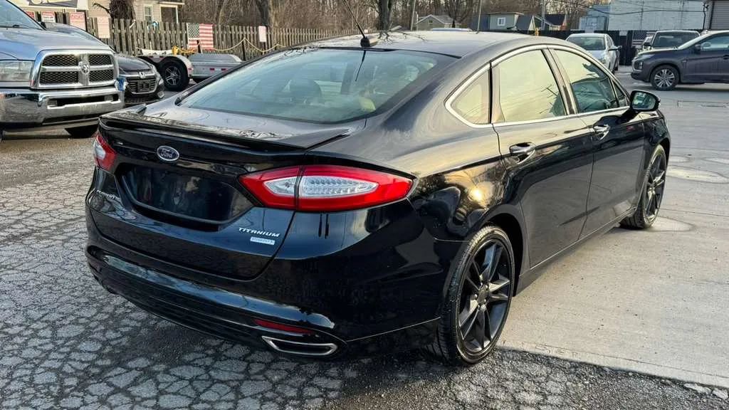 Used 2016 Ford Fusion Titanium image 5
