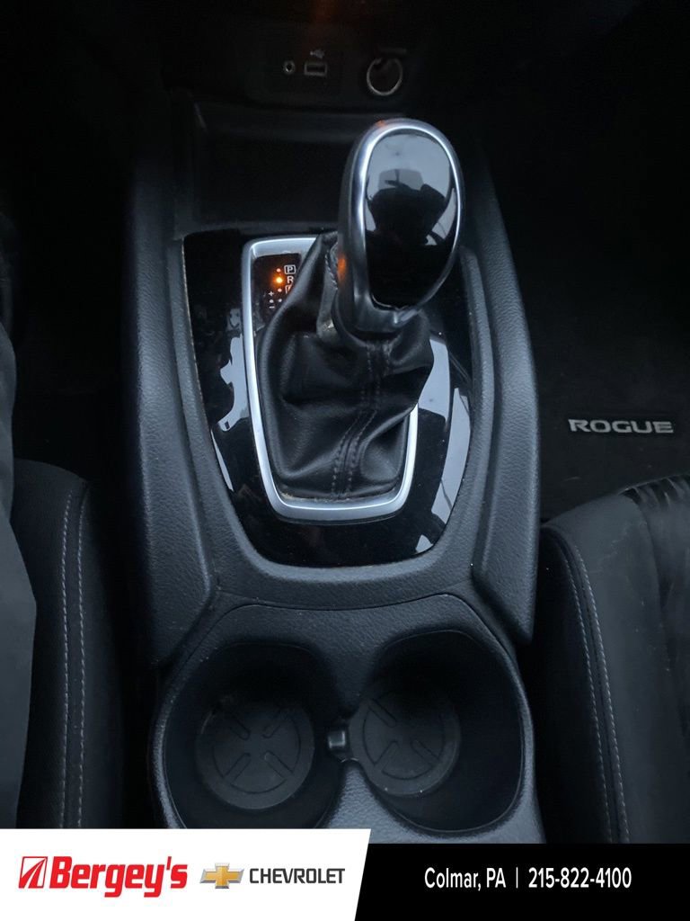 Used 2018 Nissan Rogue S image 29