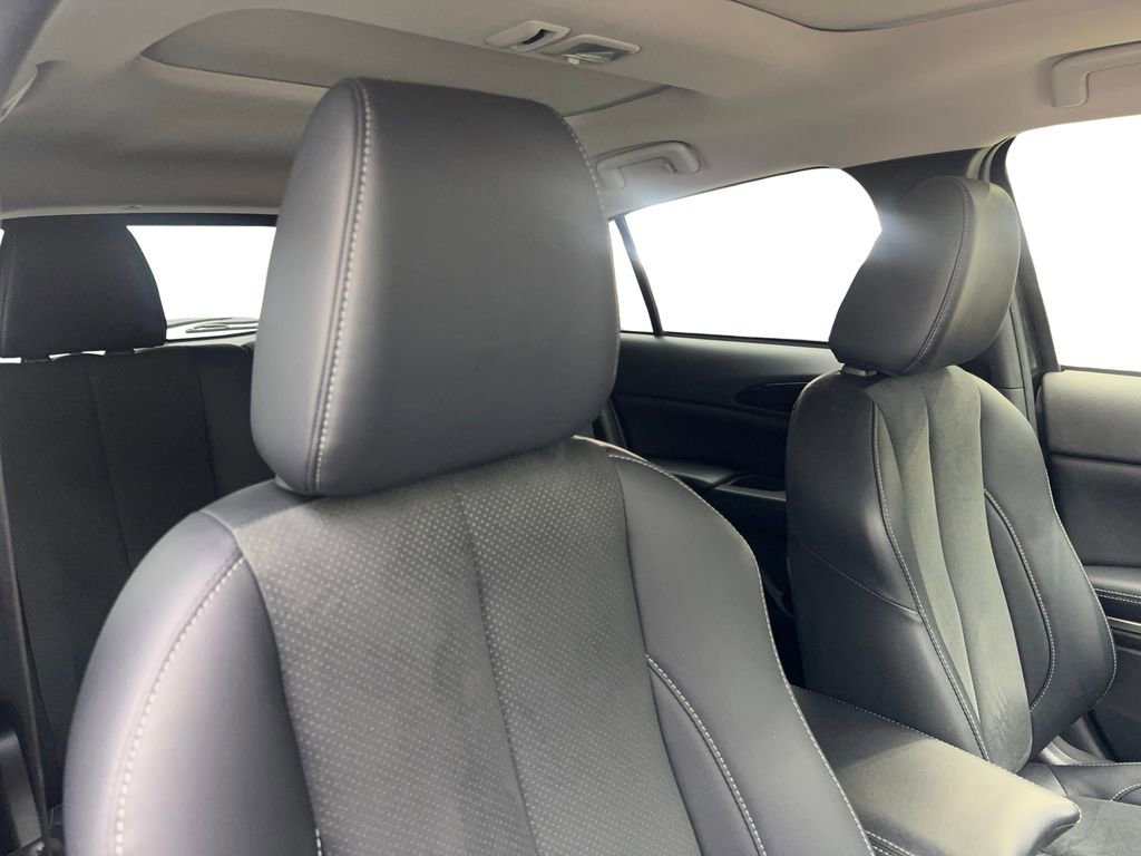 Used 2024 Mitsubishi Eclipse Cross SE image 45