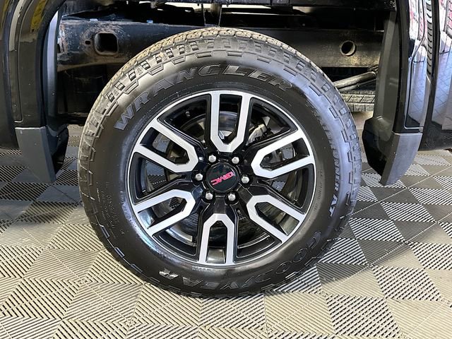 Used 2025 GMC Sierra 1500 AT4 w/ AT4 Premium Package image 29
