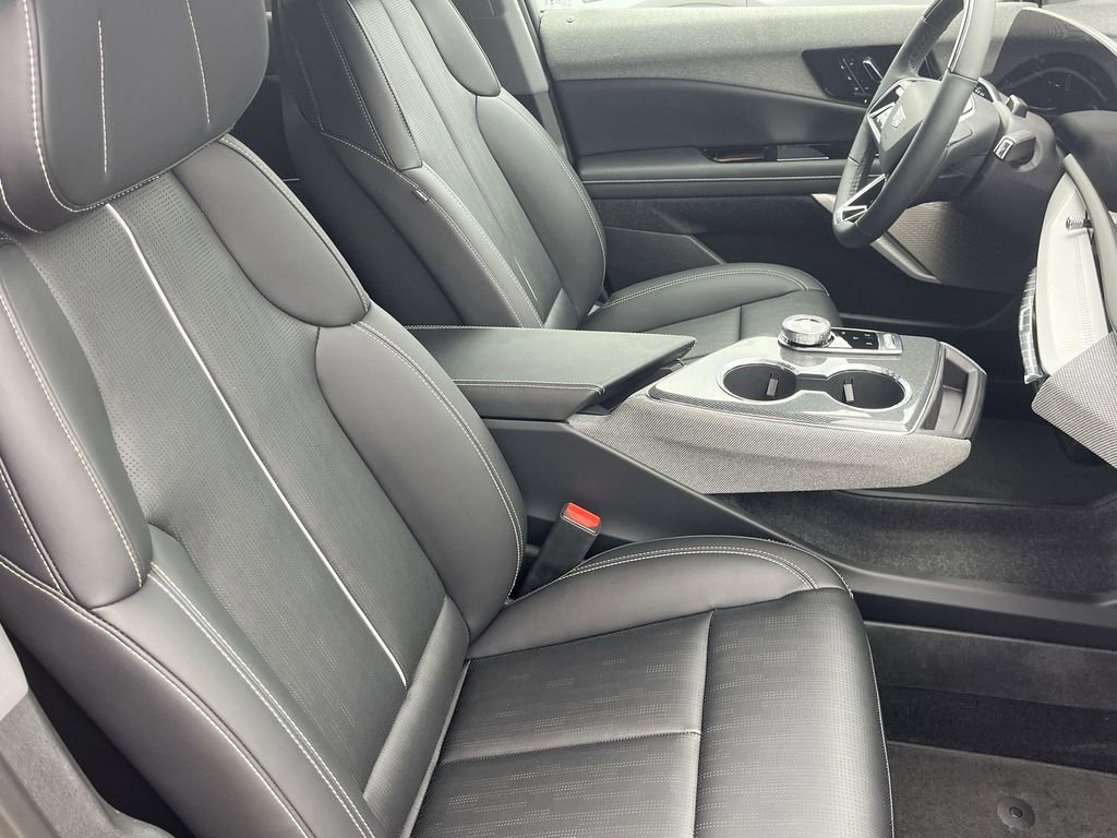 New 2026 Cadillac Optiq Sport 2 image 20
