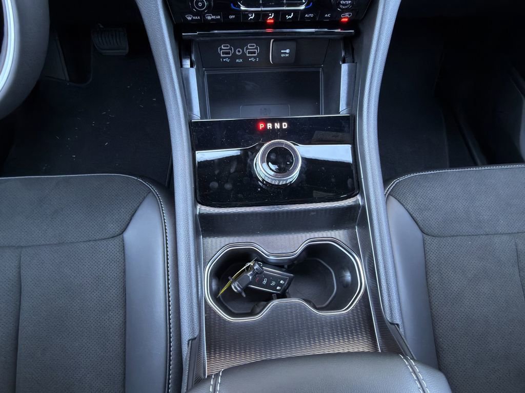 New 2025 Jeep Grand Cherokee L Altitude image 16