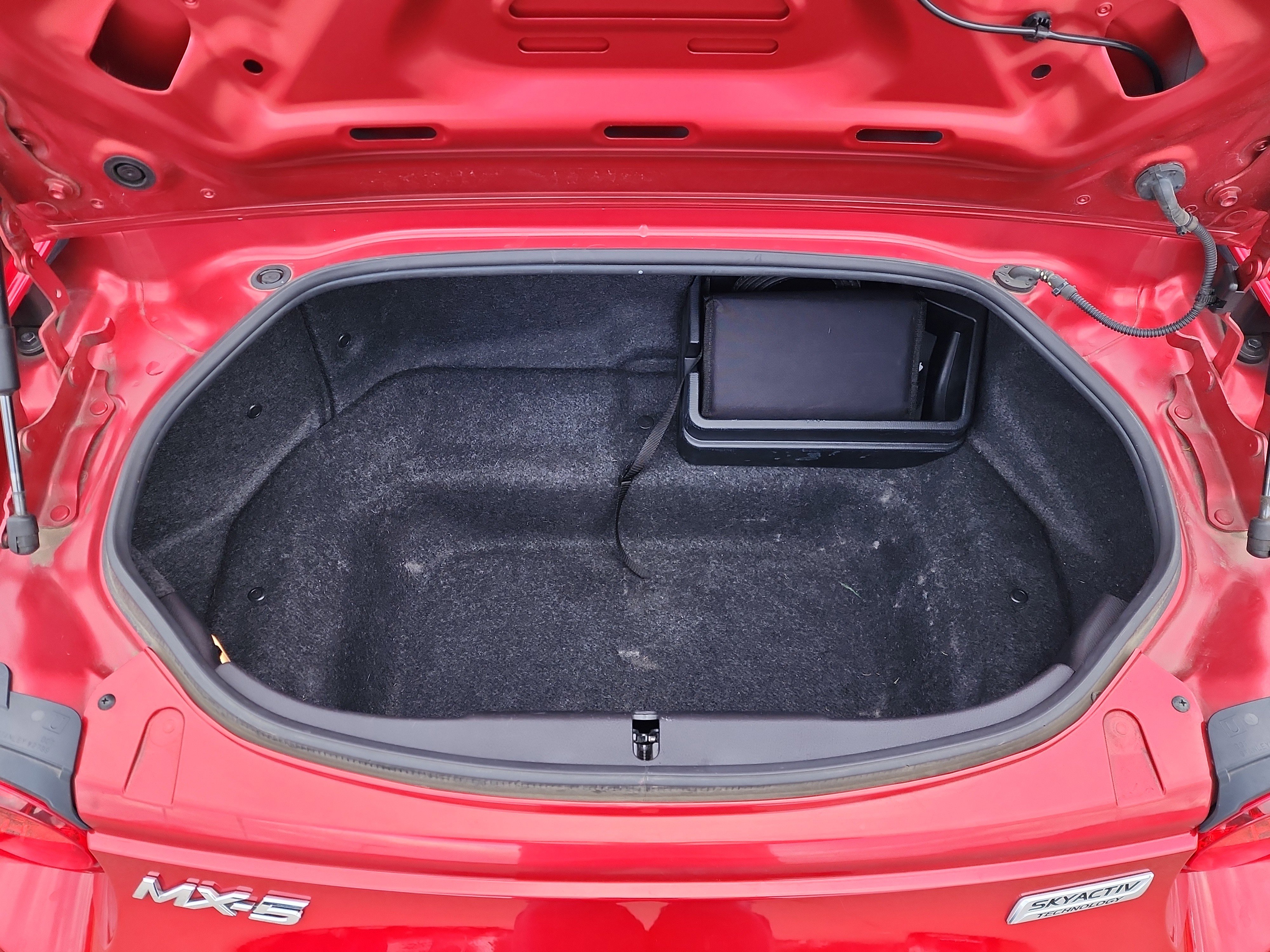 Used 2017 MAZDA MX-5 Miata RF Grand Touring image 11