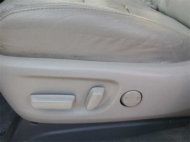 Used 2016 Toyota Sienna XLE Premium image 19