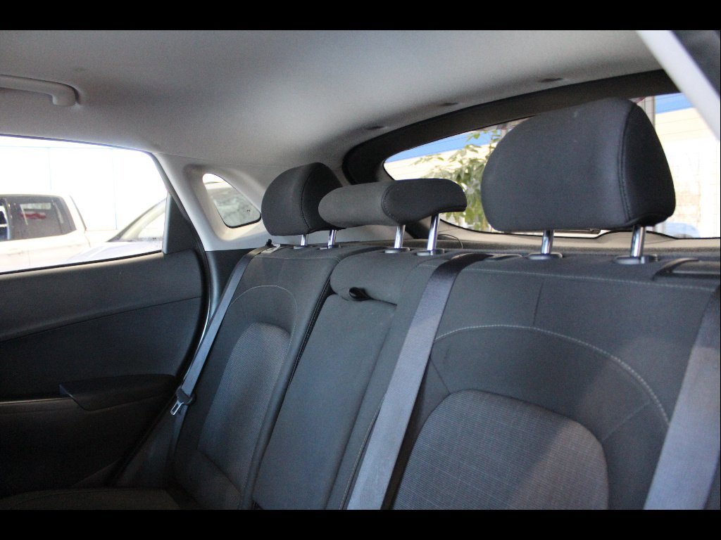 Used 2023 Hyundai Kona SEL AWD/4WD image 17