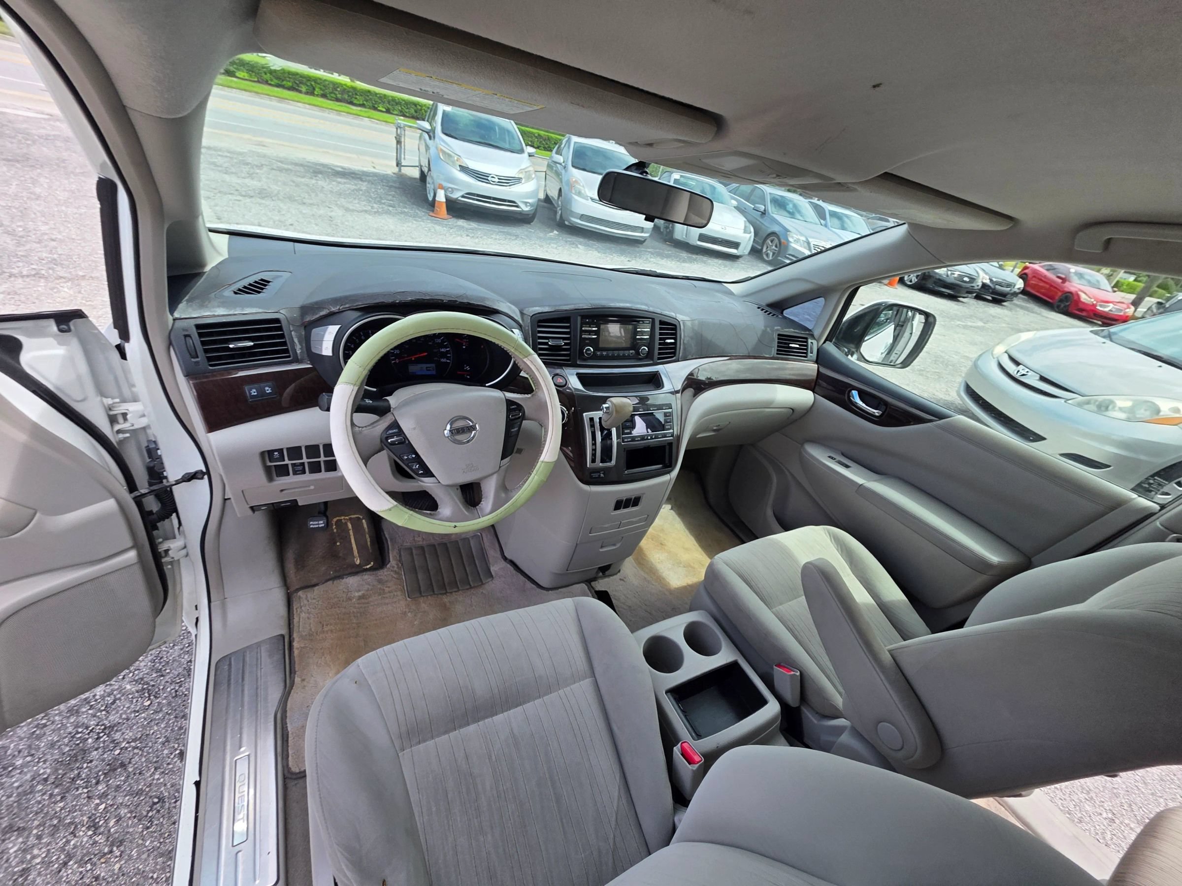 Used 2012 Nissan Quest SV w/ Protection Pkg FWD image 14