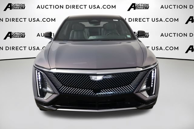 Used 2024 Cadillac Lyriq Tech AWD/4WD image 2
