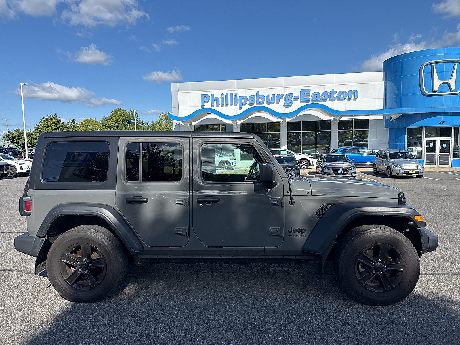 Used 2020 Jeep Wrangler Unlimited Sport AWD/4WD image 4