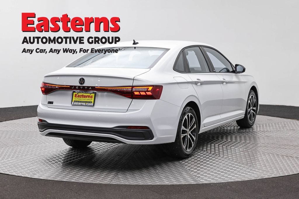 Used 2025 Volkswagen Jetta Sport FWD image 6