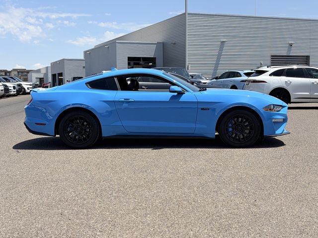 Used 2022 Ford Mustang GT Premium w/ Equipment Group 401A RWD image 5