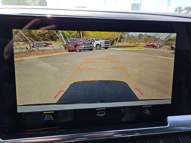 Used 2025 Chevrolet Silverado 1500 LT Trail Boss w/ Convenience Package II AWD/4WD image 18