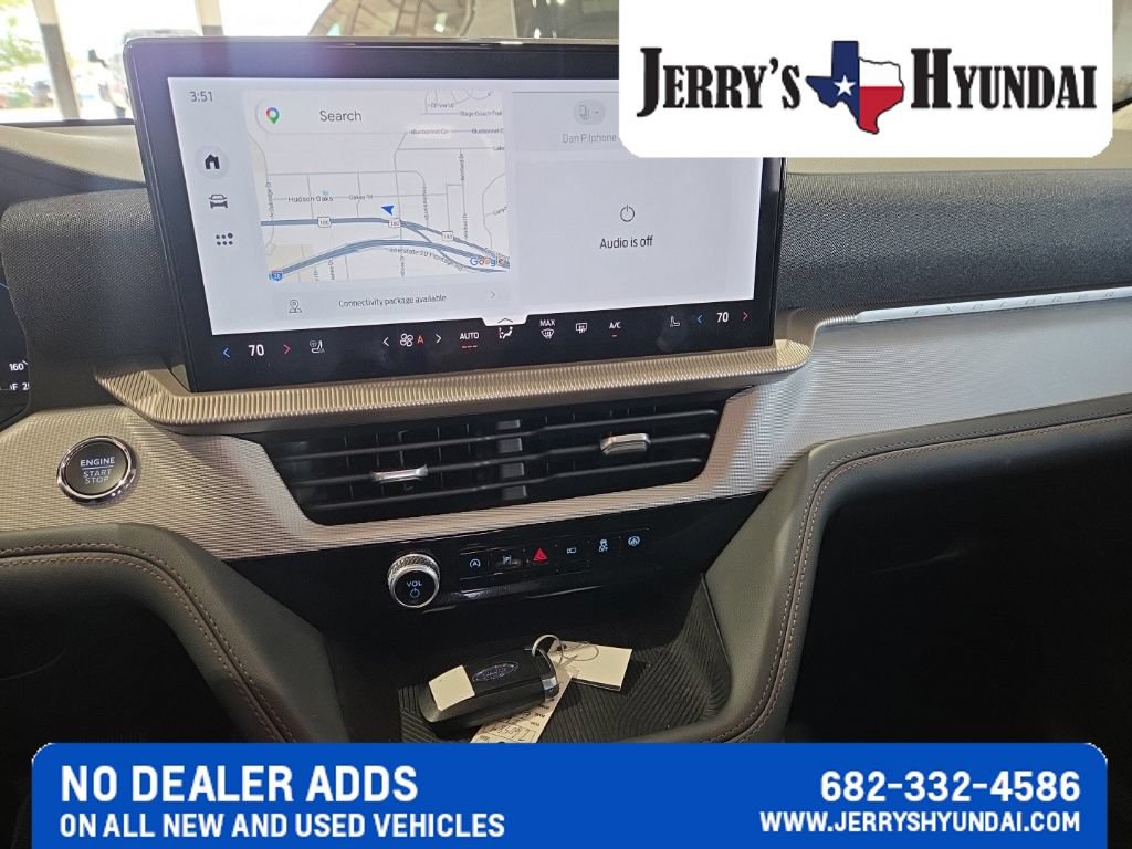 Used 2026 Ford Explorer Active w/ Active Comfort Package RWD image 12