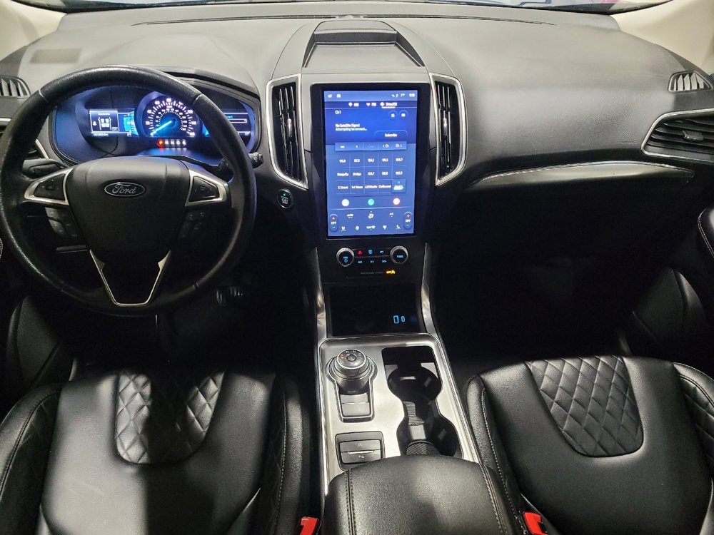 Used 2023 Ford Edge Titanium image 22