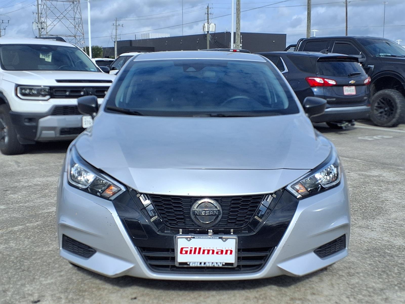 Used 2020 Nissan Versa S FWD image 19