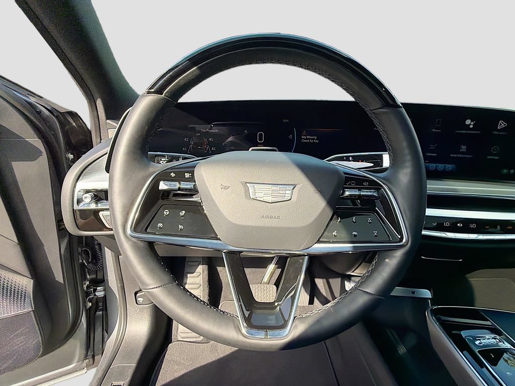Certified 2023 Cadillac Lyriq 2WD image 40