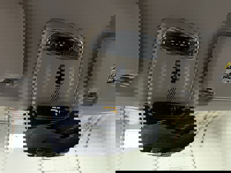 Used 2016 Volvo XC90 T8 Inscription w/ Vision Package image 30