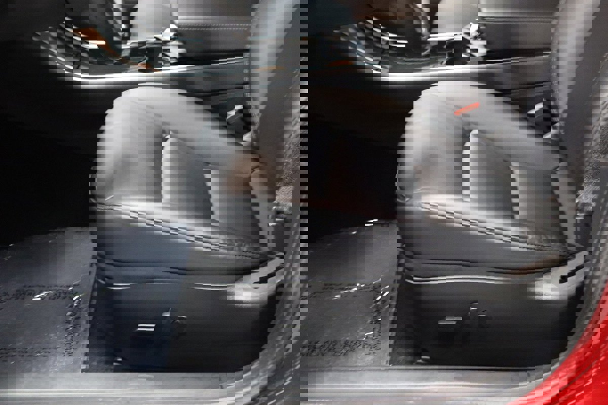 Used 2020 Tesla Model 3 Long Range image 16