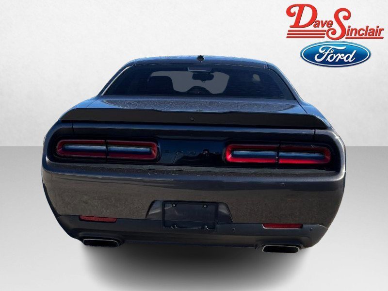 Used 2020 Dodge Challenger R/T image 8