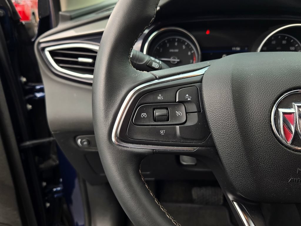 Used 2023 Buick Encore GX Select FWD image 39