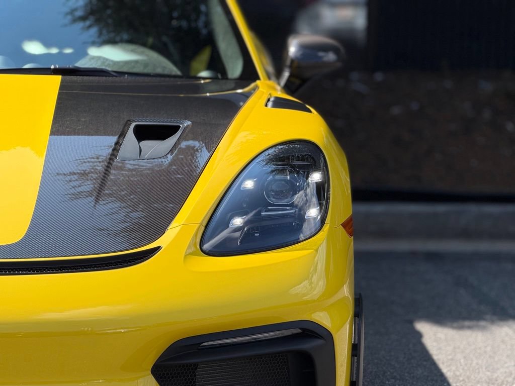 Used 2025 Porsche 718 Cayman GT4 RS w/ Weissach Package RWD image 5