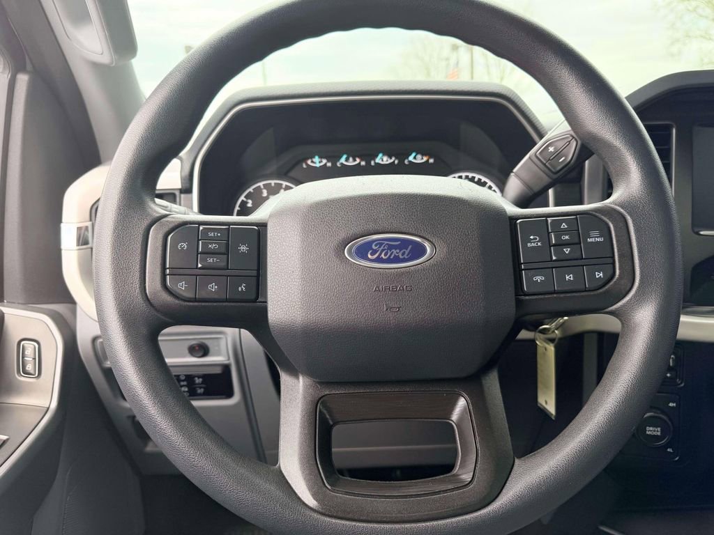 Used 2023 Ford F150 XLT w/ Trailer Tow Package AWD/4WD image 17
