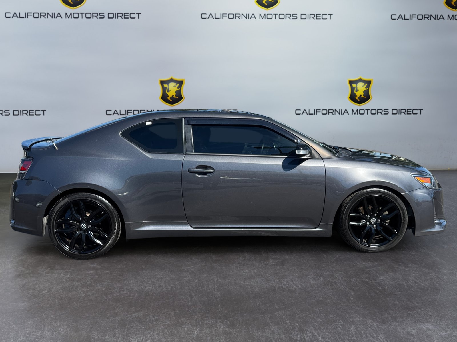Used 2015 Scion tC FWD image 6
