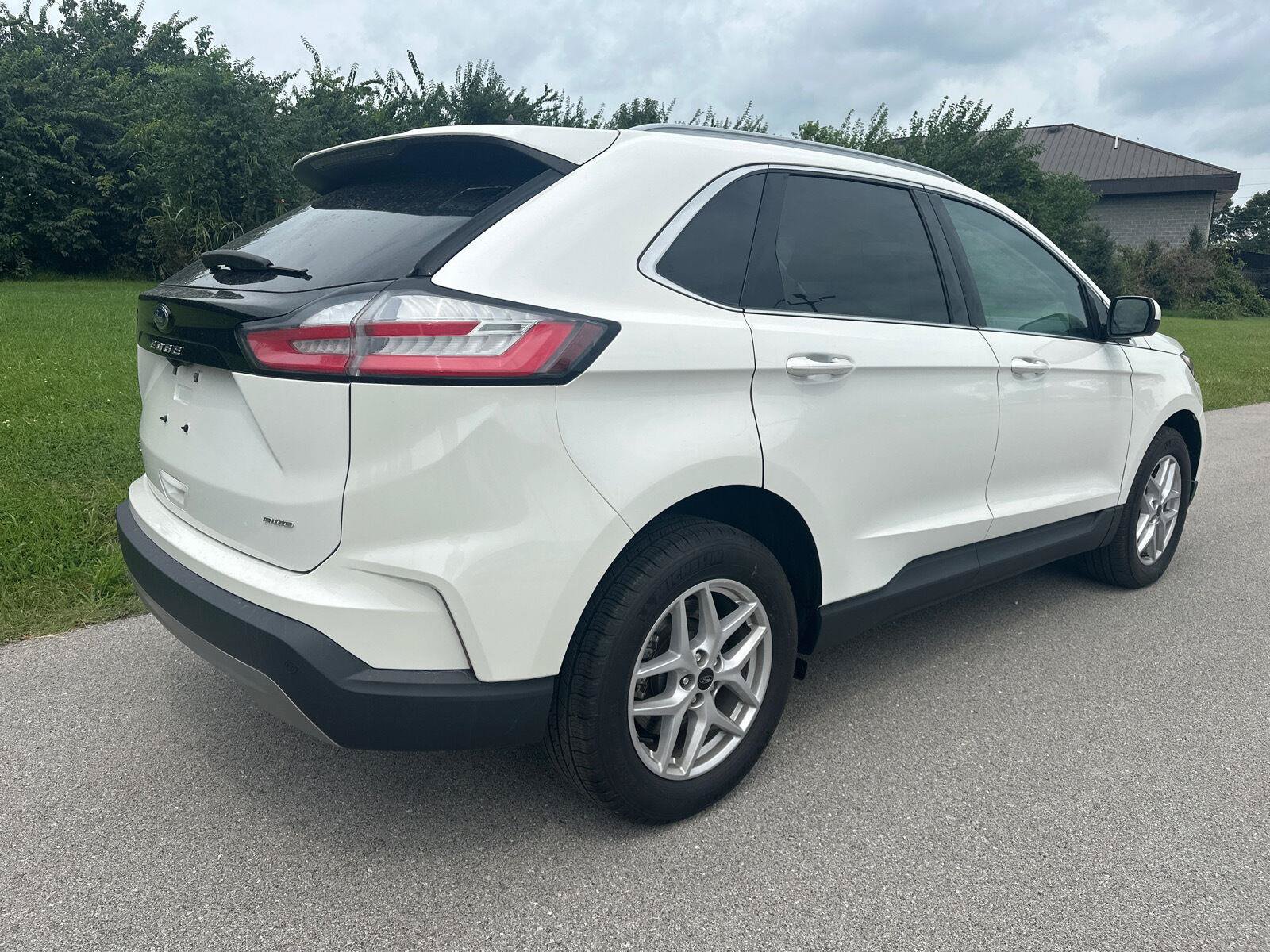 Used 2023 Ford Edge SEL w/ Convenience Package AWD/4WD image 17