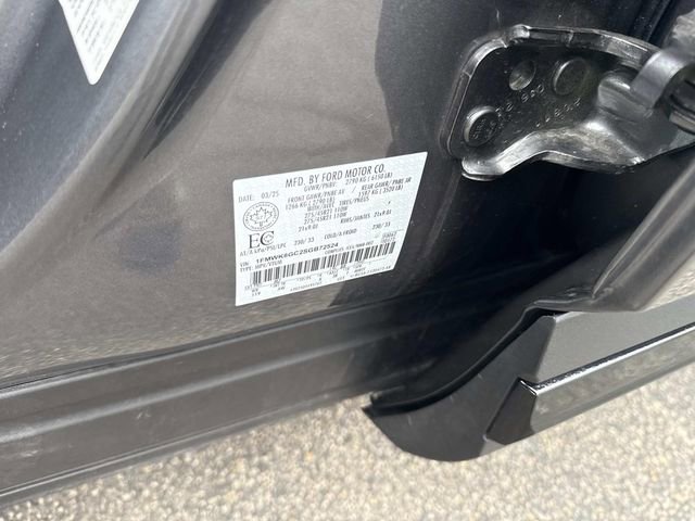 Used 2025 Ford Explorer ST image 27