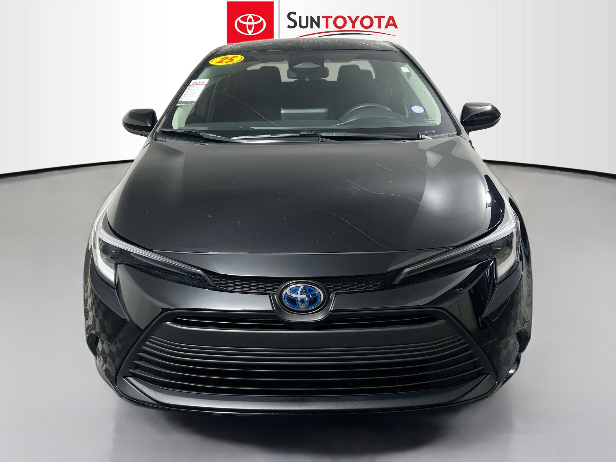 Used 2025 Toyota Corolla LE image 10
