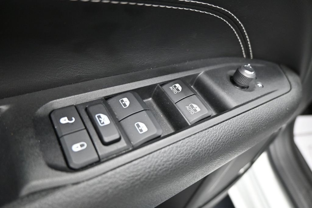 Used 2022 Jeep Compass High Altitude AWD/4WD image 11