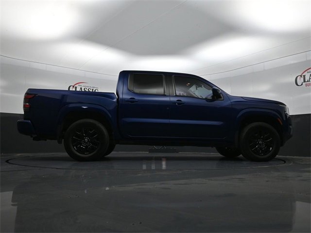 Used 2023 Nissan Frontier SV image 28