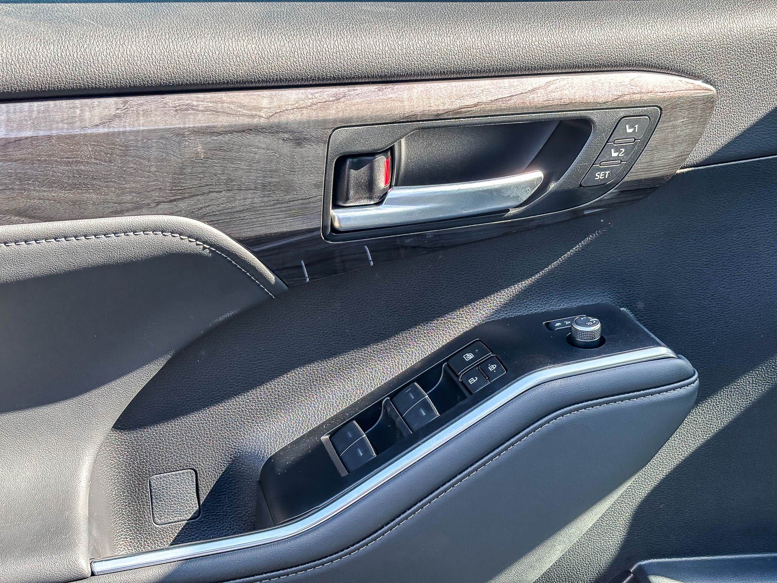 New 2026 Toyota Highlander Limited AWD/4WD image 22