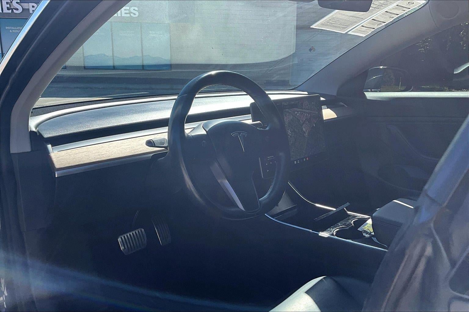 Used 2018 Tesla Model 3 Long Range AWD/4WD image 11