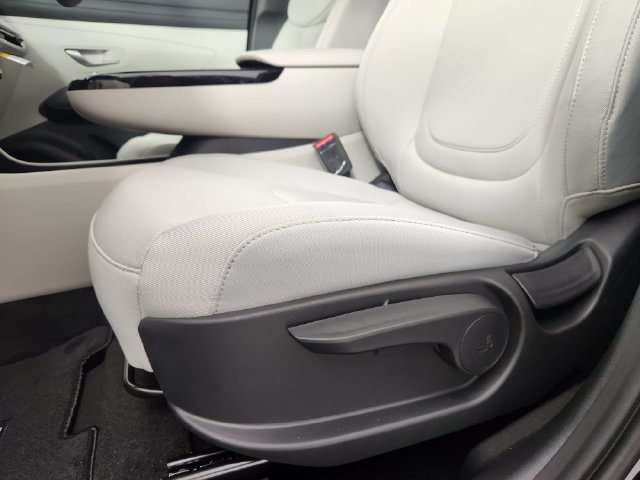 New 2026 Hyundai Tucson Blue SE AWD/4WD image 16