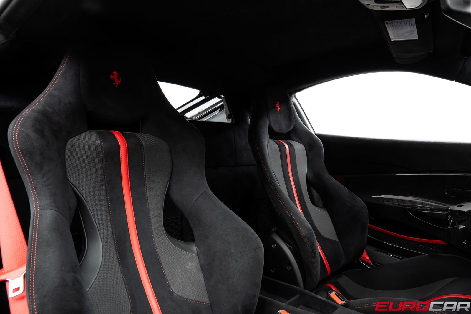 Used 2020 Ferrari 488 Pista *HUGE CARBON INTERIOR OPTIONS image 39
