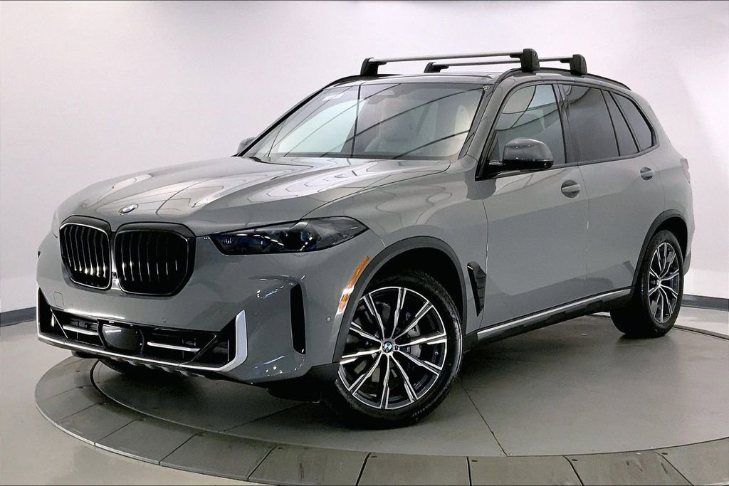 Certified 2025 BMW X5 xDrive40i w/ Parking Assistance Package image 11