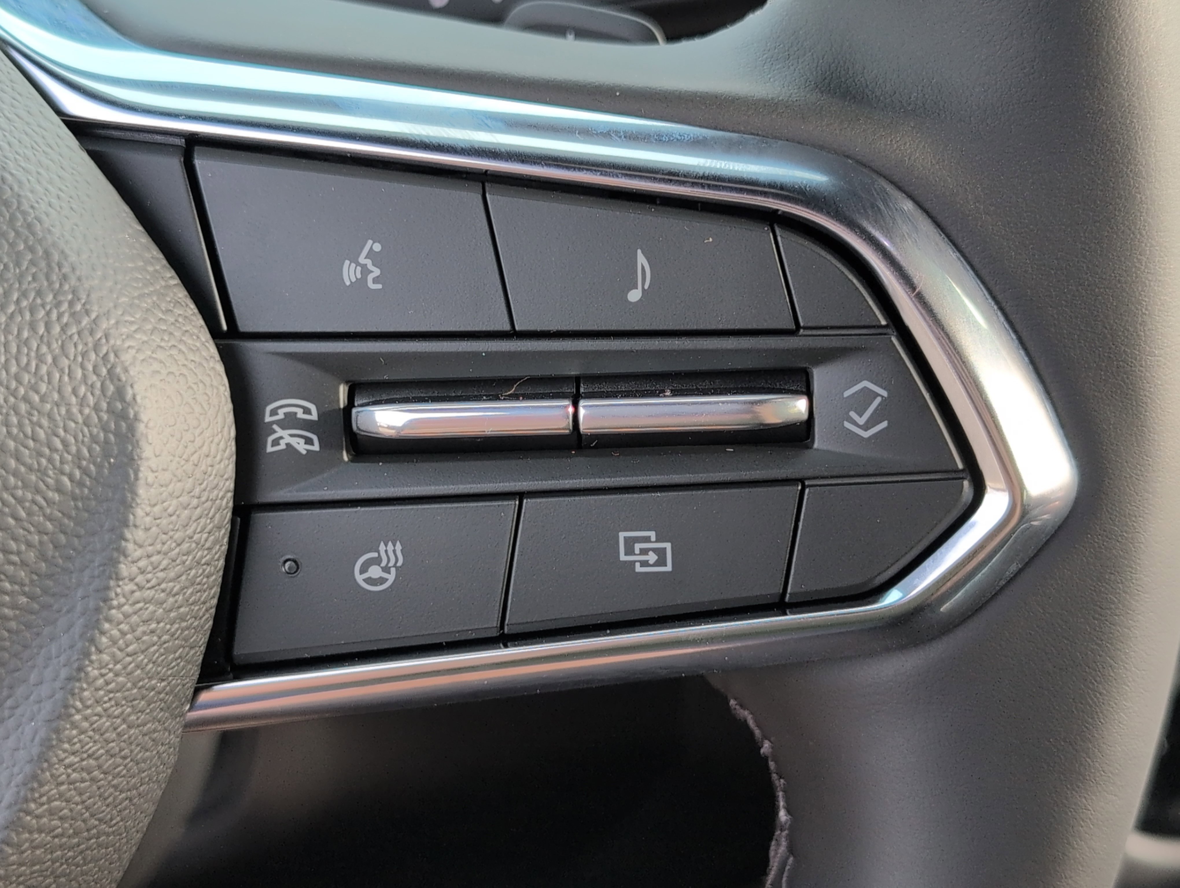 New 2026 Chevrolet Suburban Z71 w/ Comfort Package image 21