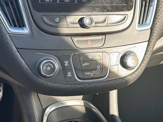 Used 2016 Chevrolet Malibu LT image 31