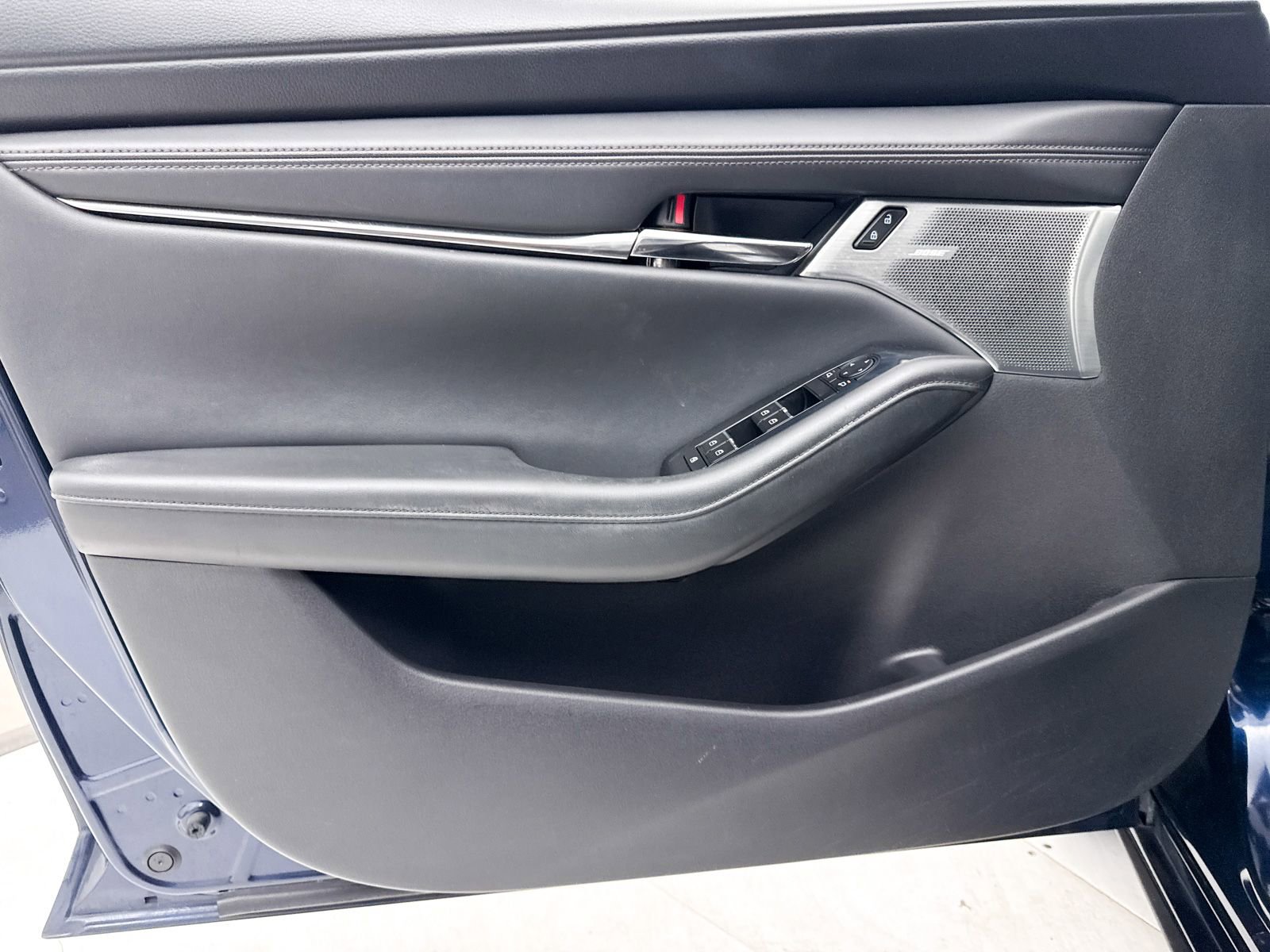 Used 2019 MAZDA MAZDA3 Sedan w/ Premium Package FWD image 30