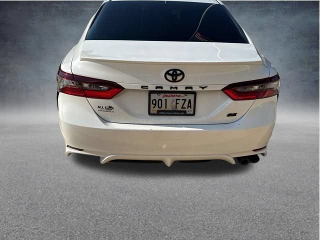 Used 2023 Toyota Camry SE FWD image 5