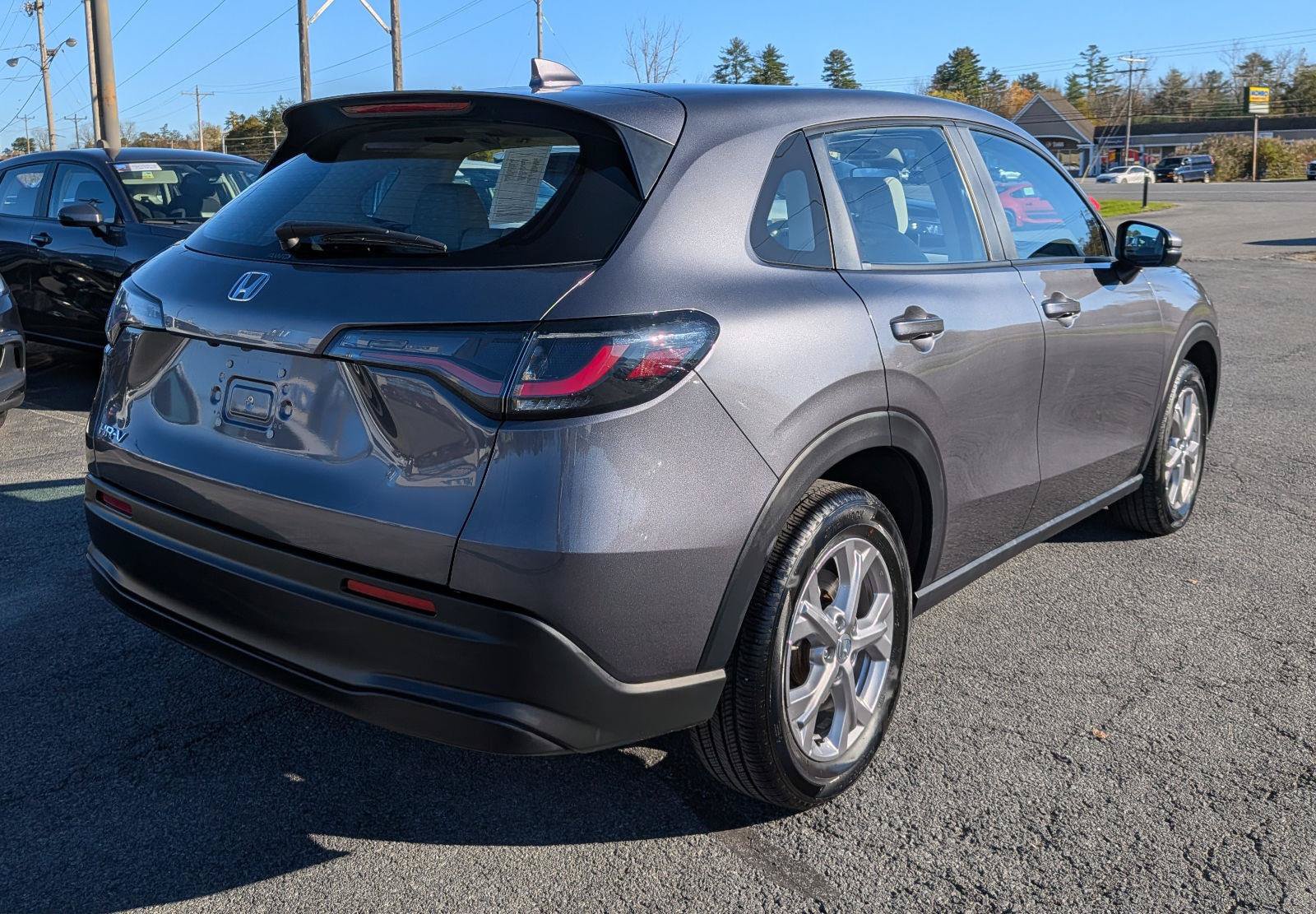 Certified 2024 Honda HR-V LX image 8