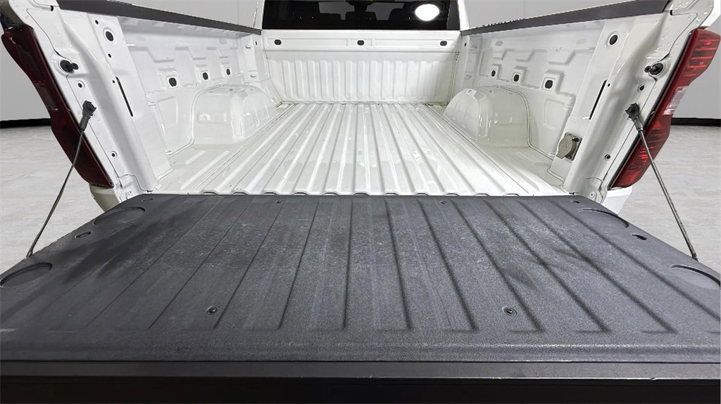 Used 2022 Chevrolet Silverado 1500 LT image 28