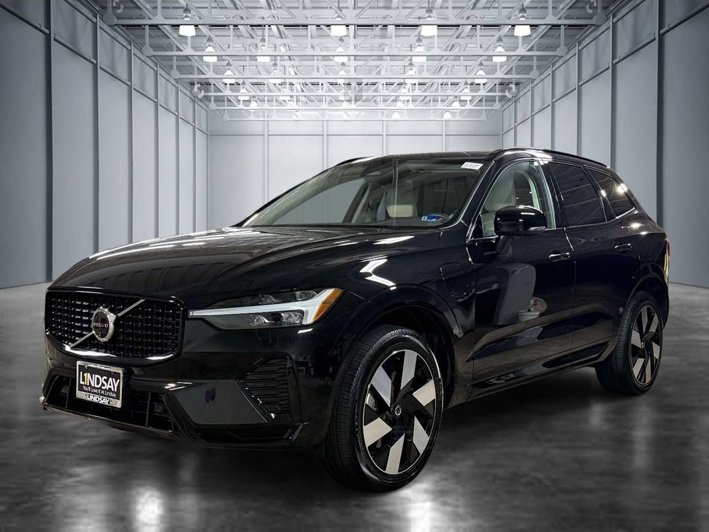 Used 2025 Volvo XC60 T8 Plus w/ Protection Package Premier AWD/4WD image 1