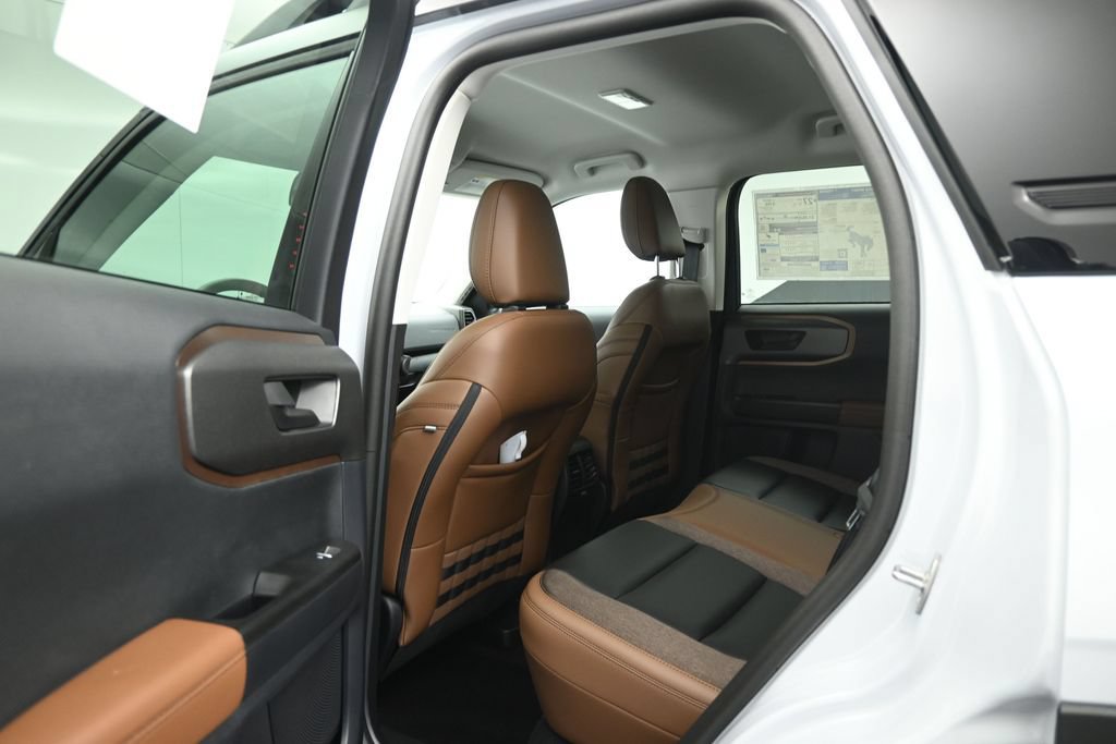 New 2026 Ford Bronco Sport Outer Banks AWD/4WD image 6